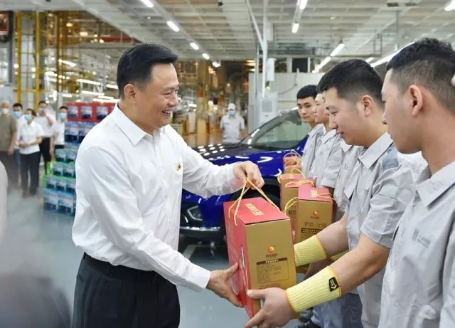 2020年共生产351995辆 一汽集团2021生产目标为64万辆